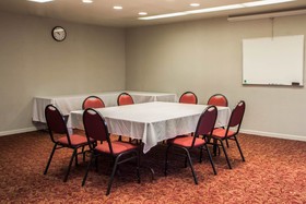 Quality Inn & Suites St Charles - West Chicago