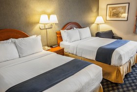 Quality Inn & Suites St Charles - West Chicago