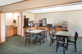 Days Inn by Wyndham Salem