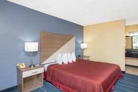 Days Inn by Wyndham Salem