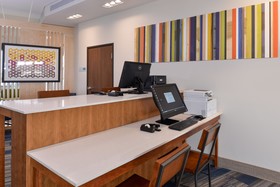 Holiday Inn Express & Suites Salem