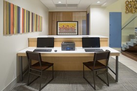 Holiday Inn Express & Suites Salem