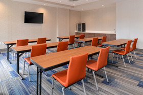 Holiday Inn Express & Suites Salem