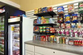 Super 8 by Wyndham Salem