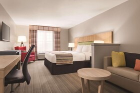 Country Inn & Suites by Radisson, Schaumburg, IL