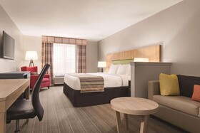 Country Inn & Suites by Radisson, Schaumburg, IL