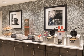 Hampton Inn & Suites Chicago Schaumburg