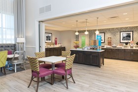 Hampton Inn & Suites Chicago Schaumburg