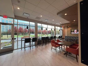 Holiday Inn Express Suites Chicago Schaumburg an IHG Hotel