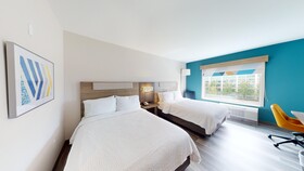Holiday Inn Express Suites Chicago Schaumburg an IHG Hotel