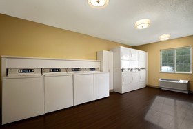 MainStay Suites Chicago Schaumburg