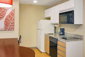 MainStay Suites Chicago Schaumburg
