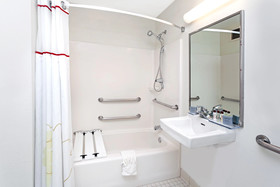 MainStay Suites Chicago Schaumburg