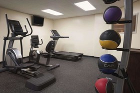 Wingate By Wyndham Schaumburg / Convention Center