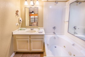 Holiday Inn Club Vacations Fox River Resort