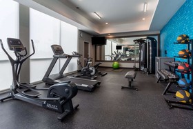 La Quinta Inn & Suites by Wyndham Shorewood