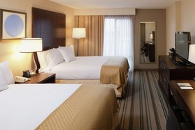 DoubleTree by Hilton Hotel Chicago North Shore Conference Centre