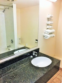 Tollway Inn Beloit