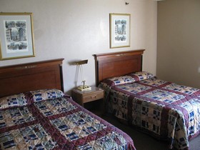 Super 8 by Wyndham South Holland