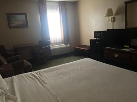 Briarwood Inn