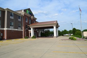 Holiday Inn Express & Suites Sparta