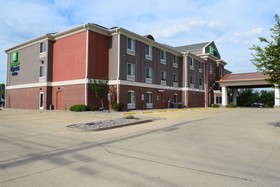 Holiday Inn Express & Suites Sparta