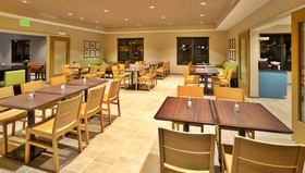 Country Inn & Suites by Radisson, Springfield, IL