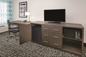 La Quinta Inn & Suites by Wyndham Springfield IL