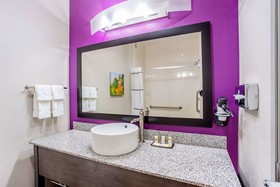 La Quinta Inn & Suites by Wyndham Springfield IL
