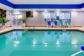 La Quinta Inn & Suites by Wyndham Springfield IL