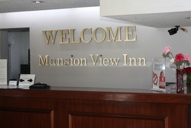 Mansion View Inn & Suites