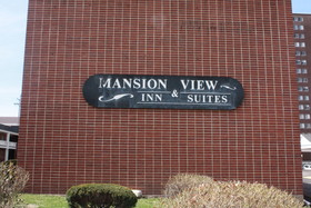 Mansion View Inn & Suites