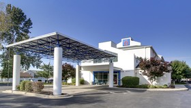 Motel 6 Springfield