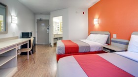 Motel 6 Springfield