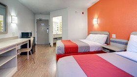 Motel 6 Springfield