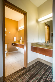 Northfield Inn, Suites & Conference Center