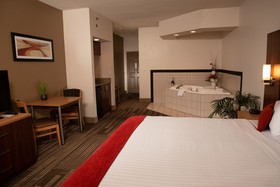 Northfield Inn, Suites & Conference Center