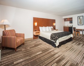 Northfield Inn, Suites & Conference Center