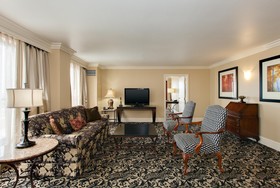 President Abraham Lincoln Springfield - a DoubleTree by Hilton Hotel