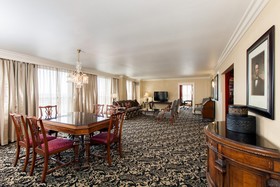 President Abraham Lincoln Springfield - a DoubleTree by Hilton Hotel