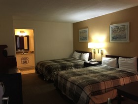 Route 66 Hotel And Conference Center