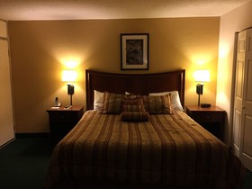 Route 66 Hotel And Conference Center
