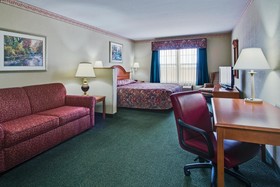 Country Inn & Suites by Radisson, Stockton, IL