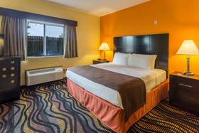 Rock Island Inn & Suites