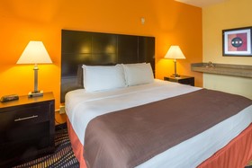 Rock Island Inn & Suites