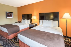 Rock Island Inn & Suites