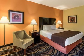 Rock Island Inn & Suites