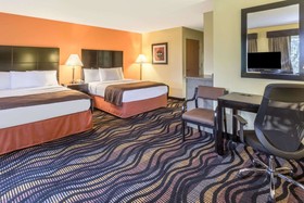 Rock Island Inn & Suites