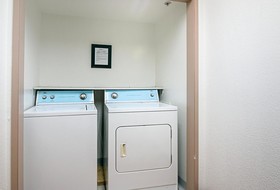 Motel 6 Sycamore