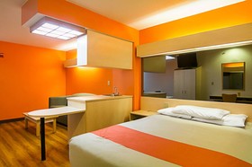 Motel 6 Sycamore
